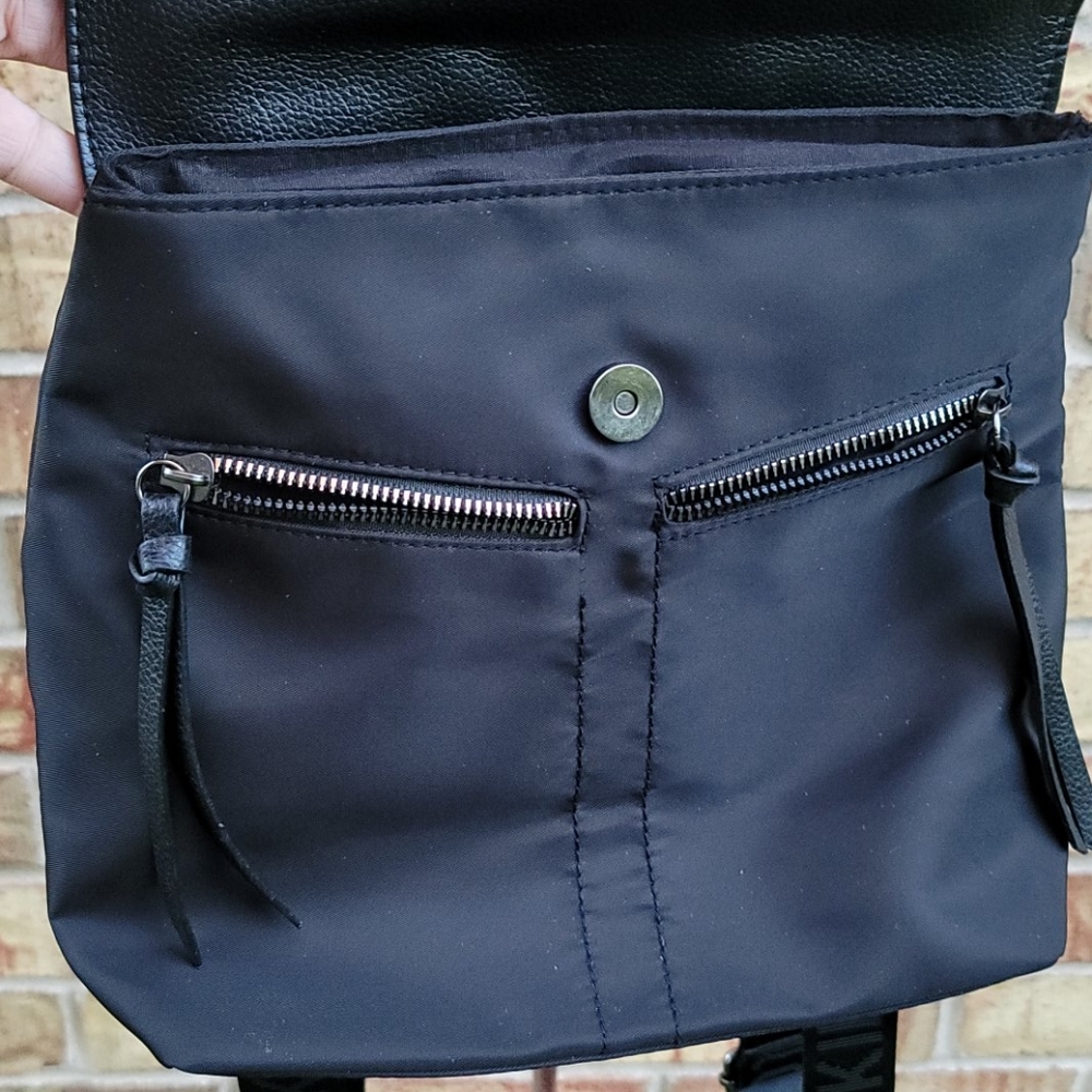 🆕️Botkier Backpack - Picture 4 of 8